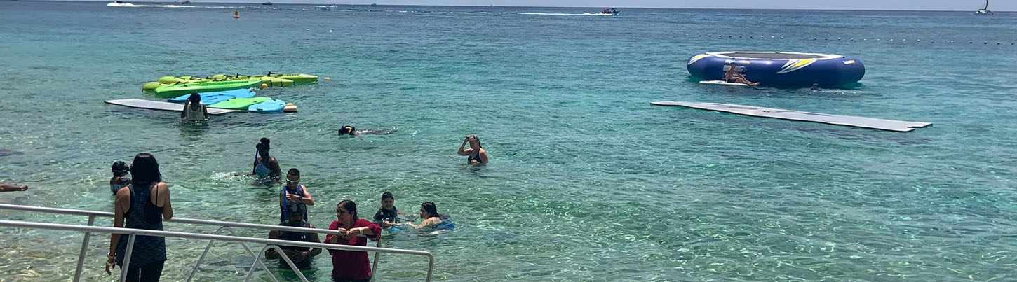 Cozumel Catamaran Express Snorkel + Tortuga Beach Club 7