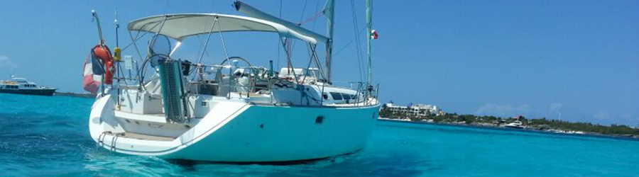 Private Luxury Sailing & Snorkeling in Cozumel 1