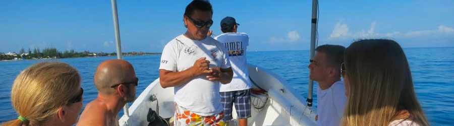 Private 48' Beltran Boat Charter in Cozumel 5