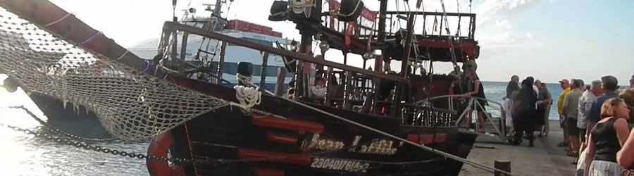 Pirates Night Dinner Cruise 3