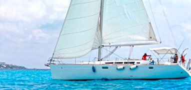 Private Luxury Sailing & Snorkeling in Cozumel