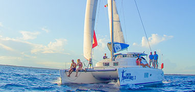 Luxury Sail to Isla Mujeres