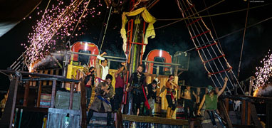 Jolly Roger Cancun Pirate Ship